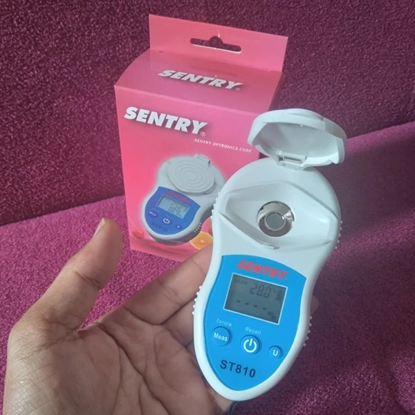 Sentry ST-810 Digital Brix Meter 0-53% Made in Taiwan